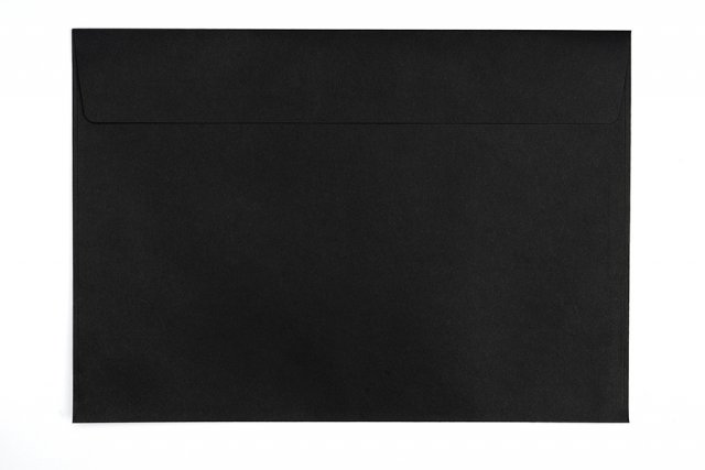 Enveloppes DIN C5 autocollantes, noires