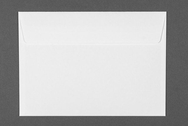 Enveloppes DIN C6 autocollantes, blanches