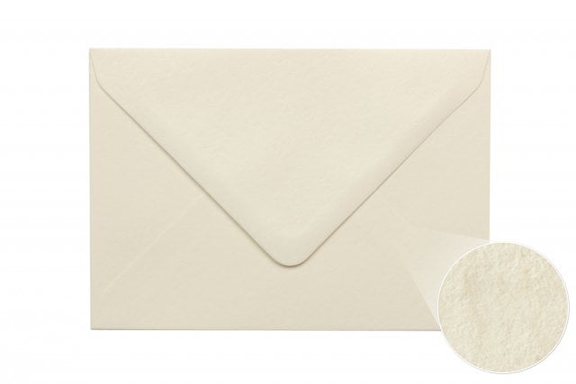 Enveloppes DIN C6, crème, structure martelée
