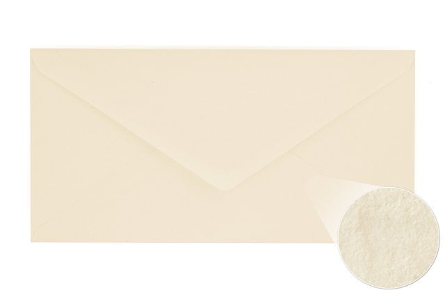 Enveloppes DIN long, Crème, structure martelée