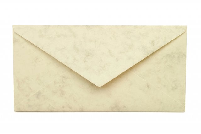 Enveloppes DIN long, marbrées Crème