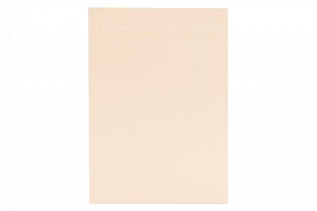 Enveloppes DIN C4 adhésives, crème