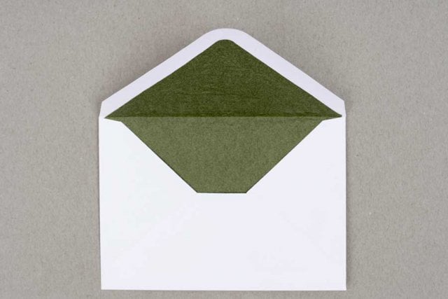 Enveloppes DIN C6, blanches avec doublure verte